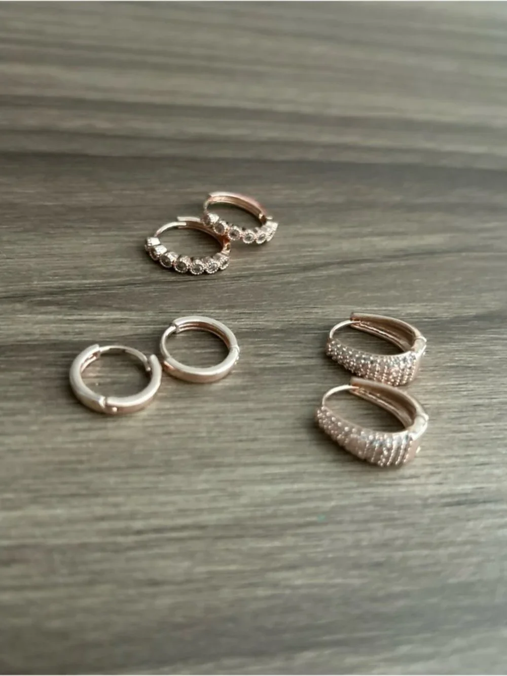 Huggie Hoop Earrings Set Q1321